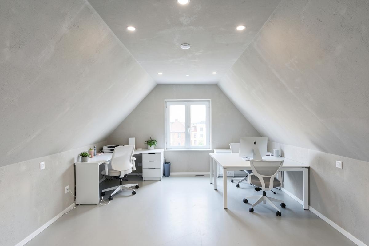 Zolder omgebouwd tot kantoor, Deurne — na